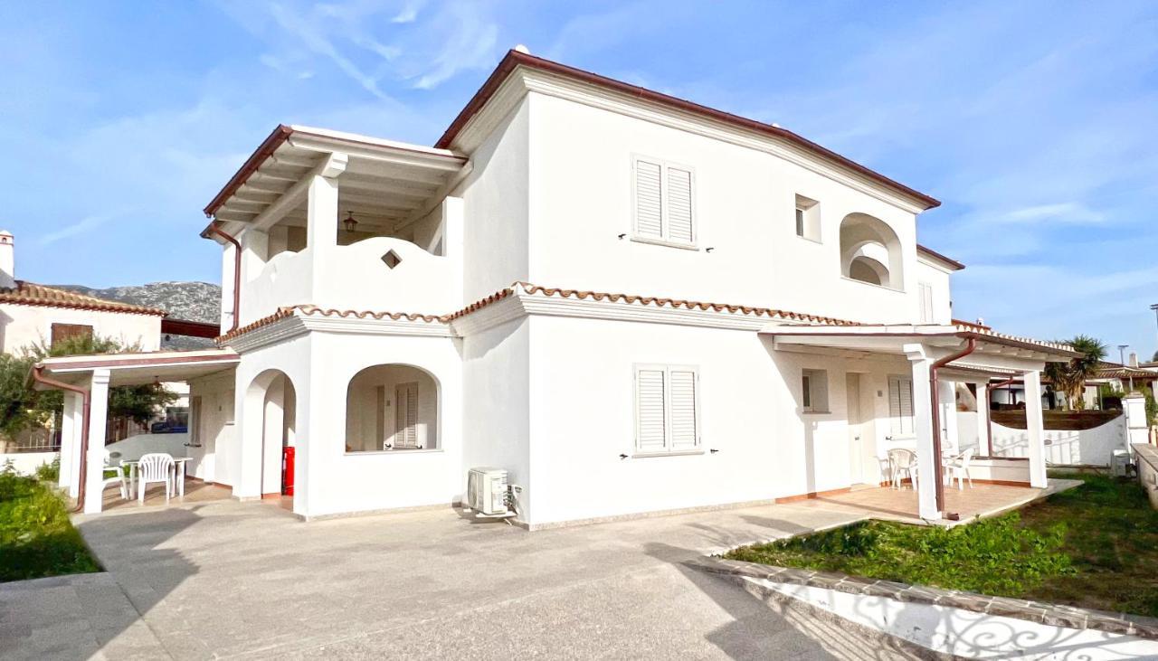 Le Residenze Del Maria Rosaria - Via Trentino 62 Appartement Orosei Buitenkant foto