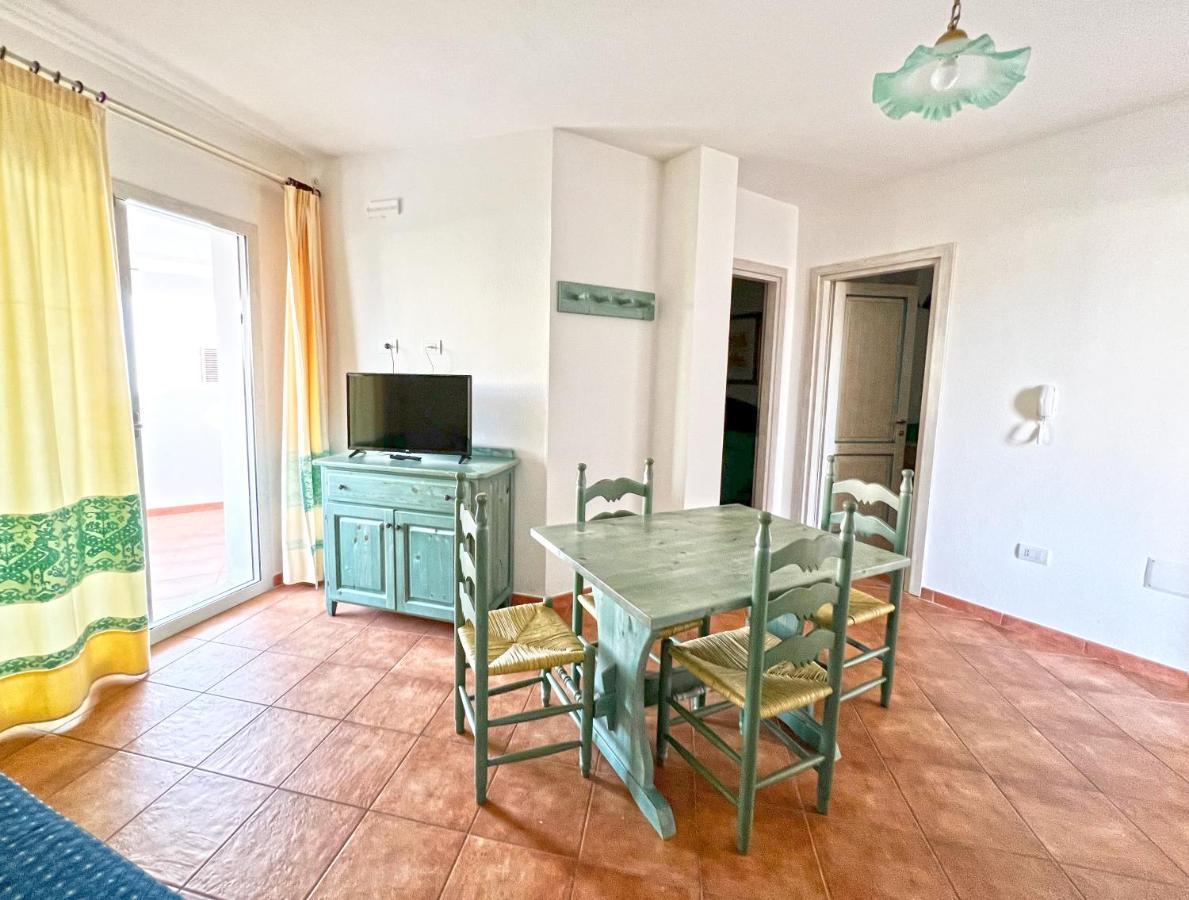 Le Residenze Del Maria Rosaria - Via Trentino 62 Appartement Orosei Buitenkant foto